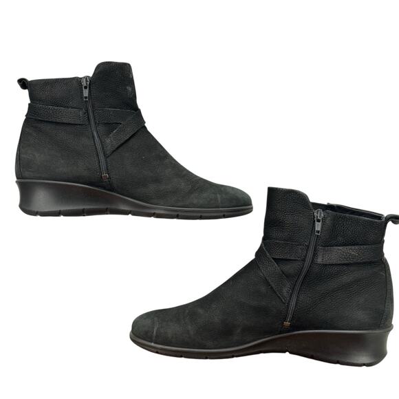 ECCO Felicia Cross Buckle ANKLE Leather Booties Womens SZ 42 Wedge Black Comfort - Picture 3 of 11